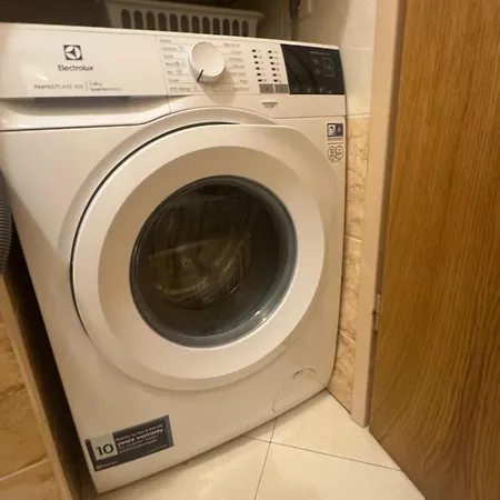 Free Breakfast- 50m From With Washing Machine Apartment Baska Voda