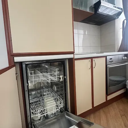 Free Breakfast- 50m From With Washing Machine * Baska Voda